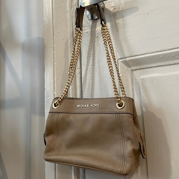 Michael kors purse - Picture 6 of 6